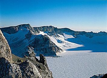 史克威尔艾尼克斯发布《最终幻想7：重制版》对比视频